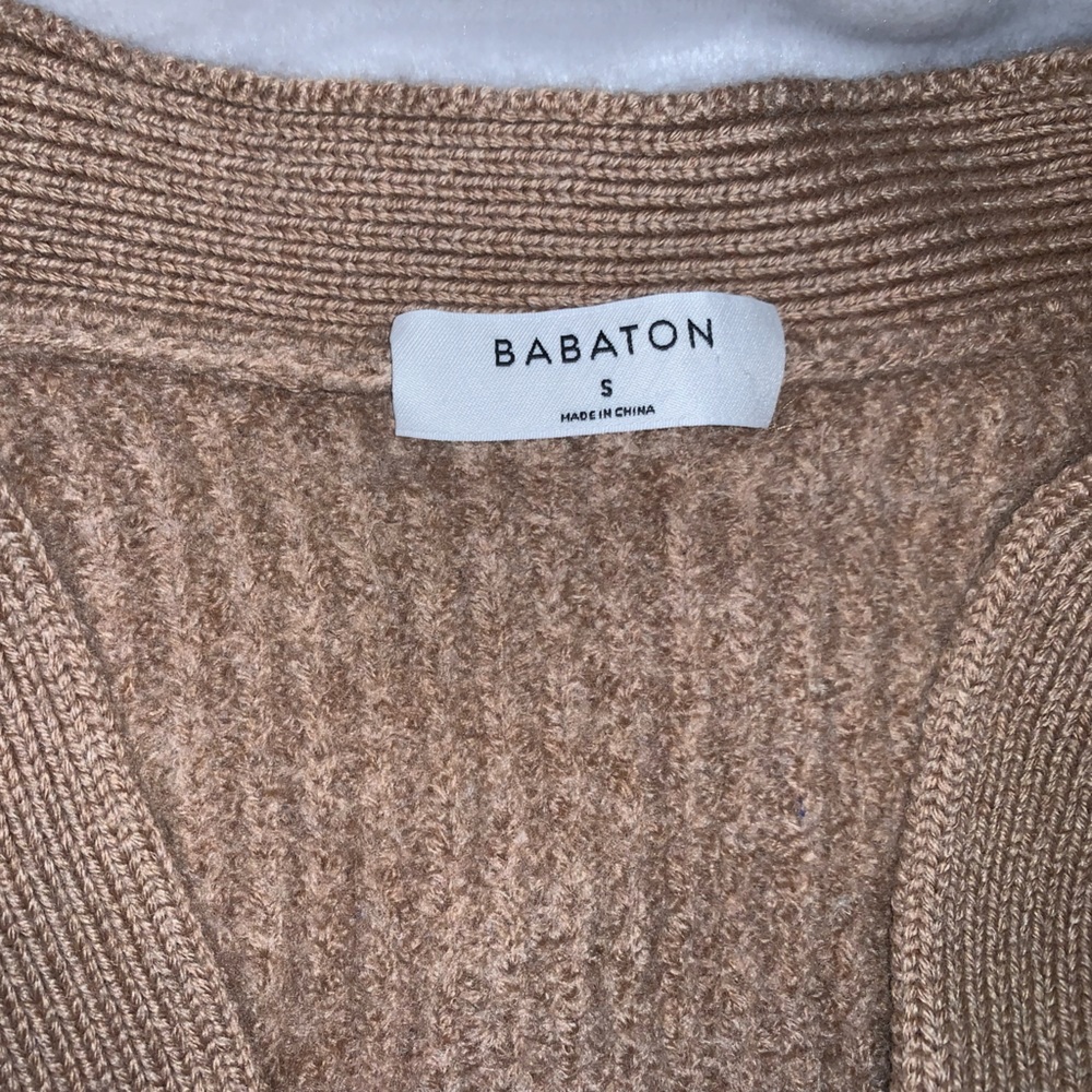 Aritzia Babaton Cardigan - Picture 2 of 2